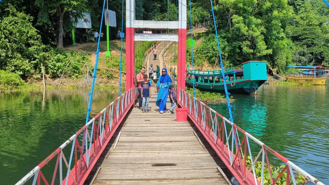 ৪০ ডিগ্রি সেলসিয়াস তাপমাত্রায় পুড়ল রাঙ্গামাটি