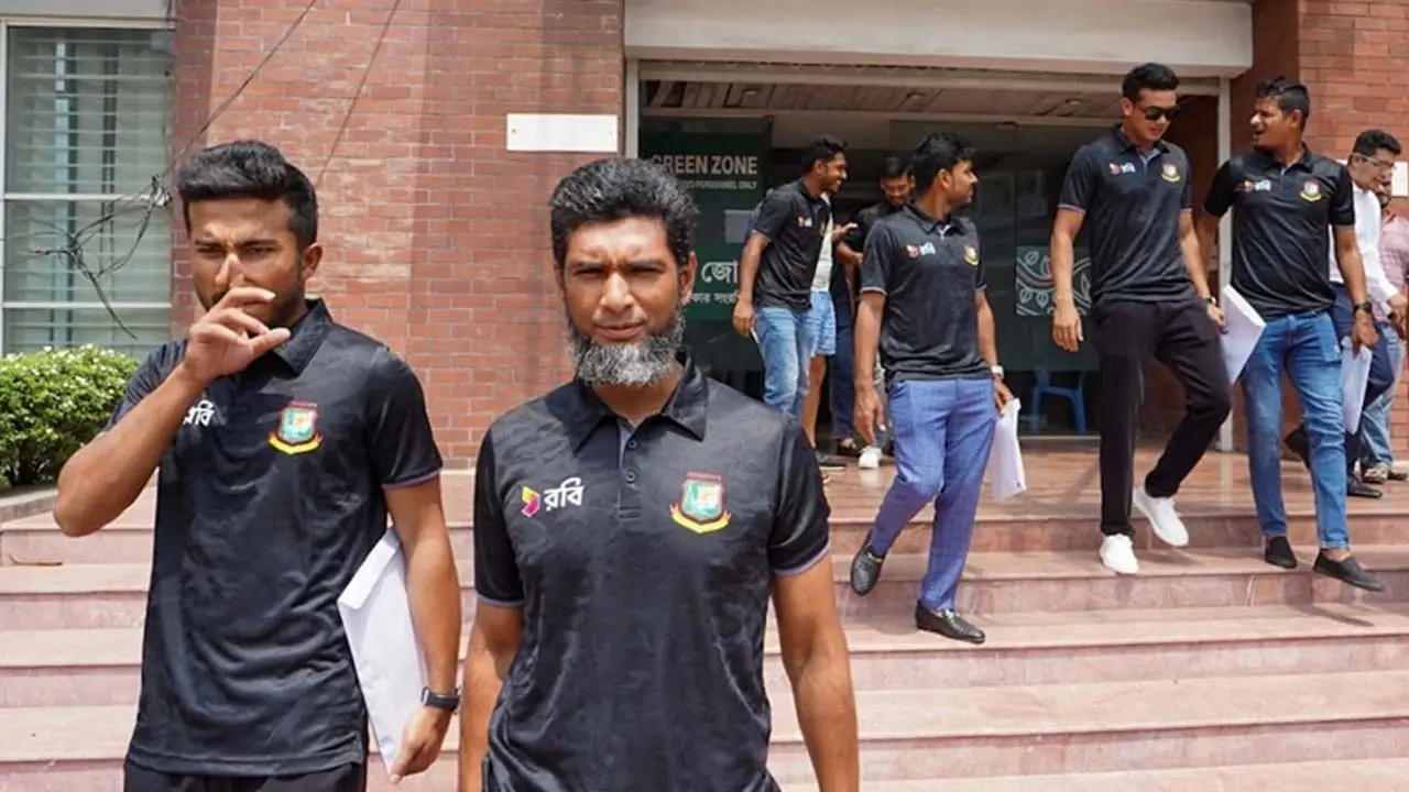 বিশ্বকাপের জন্য আমেরিকার ভিসার আবেদন করলেন যারা