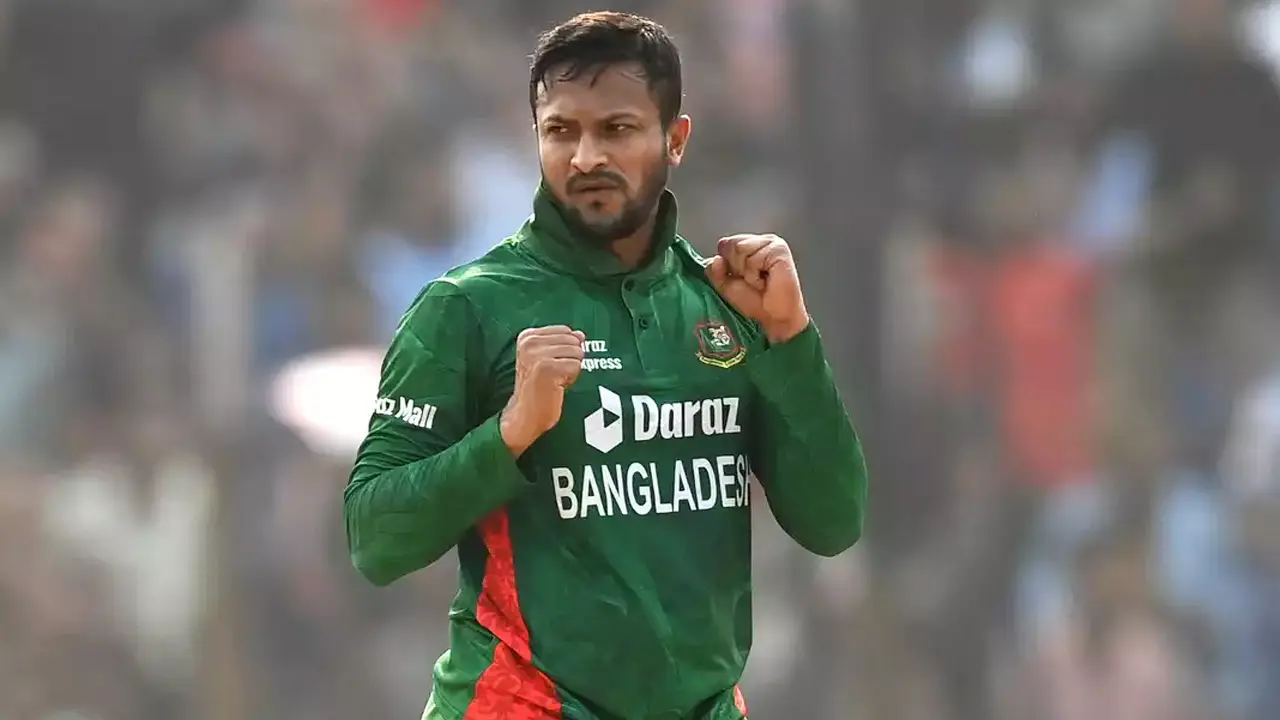 জিম্বাবুয়ে সিরিজের শুরুতে থাকছেন না সাকিব!