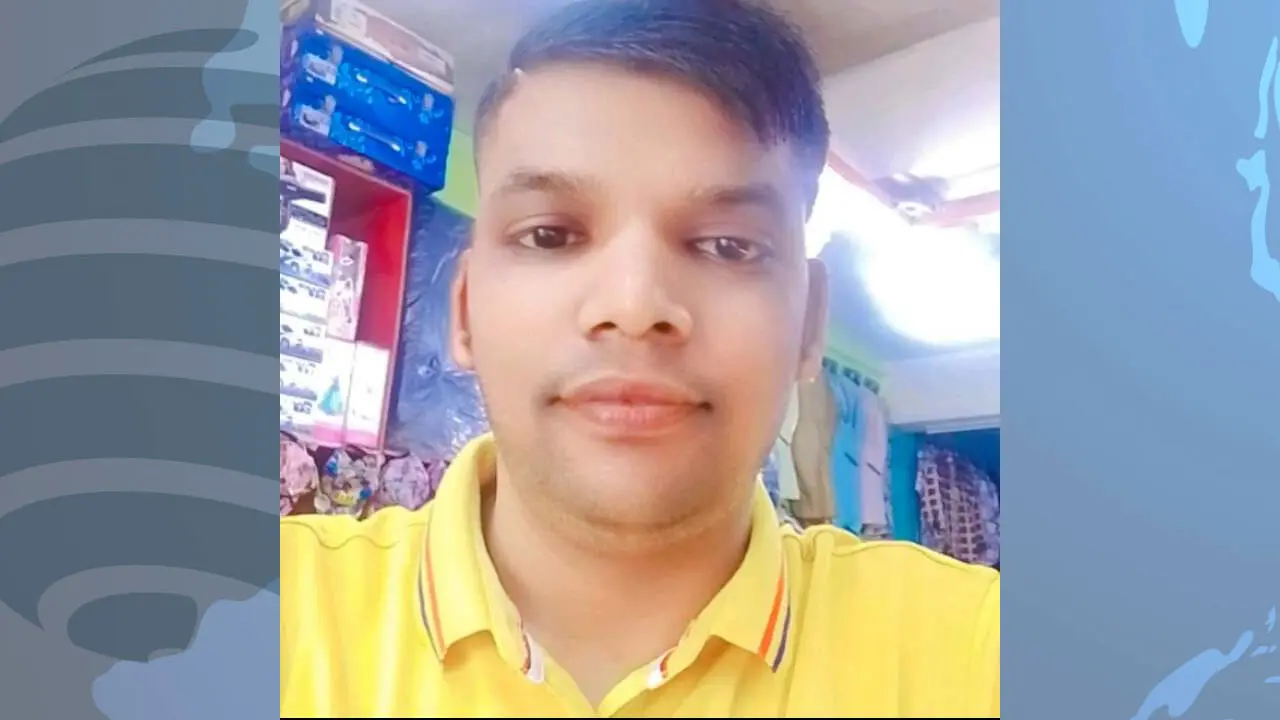 বিদেশ থেকে পাঠানো টাকা ফেরত দেয়নি বাবা, ফাঁস নিলেন ছেলে