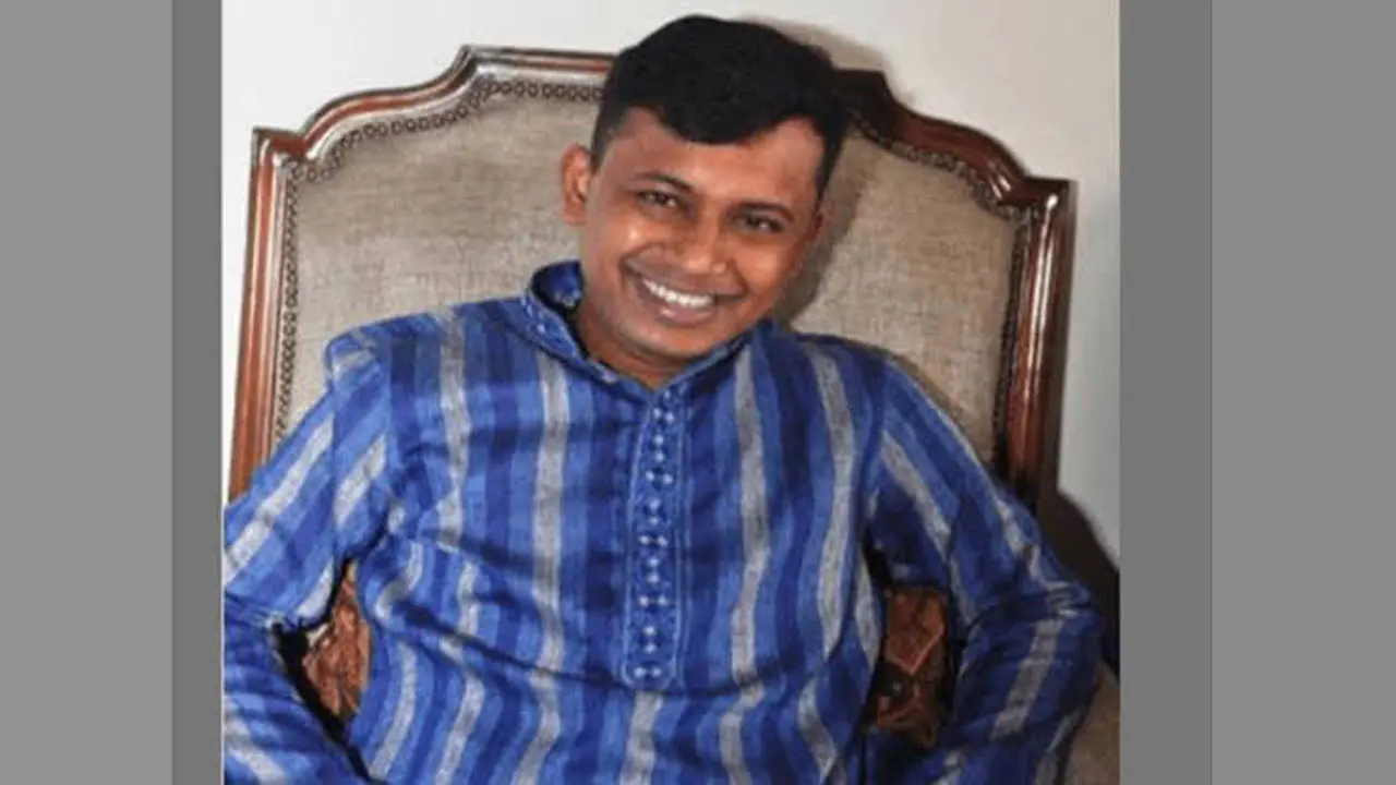 চসিকের কেনাকাটায় অনিয়ম, ফেঁসে যাচ্ছেন সেই সুদীপ বসাকসহ জড়িতরা