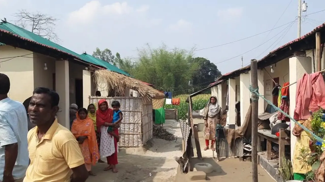 ঠাকুরগাঁওয়ে বরাদ্দের আগেই আশ্রয়ণ প্রকল্পের ৪২টি ঘর বিক্রি