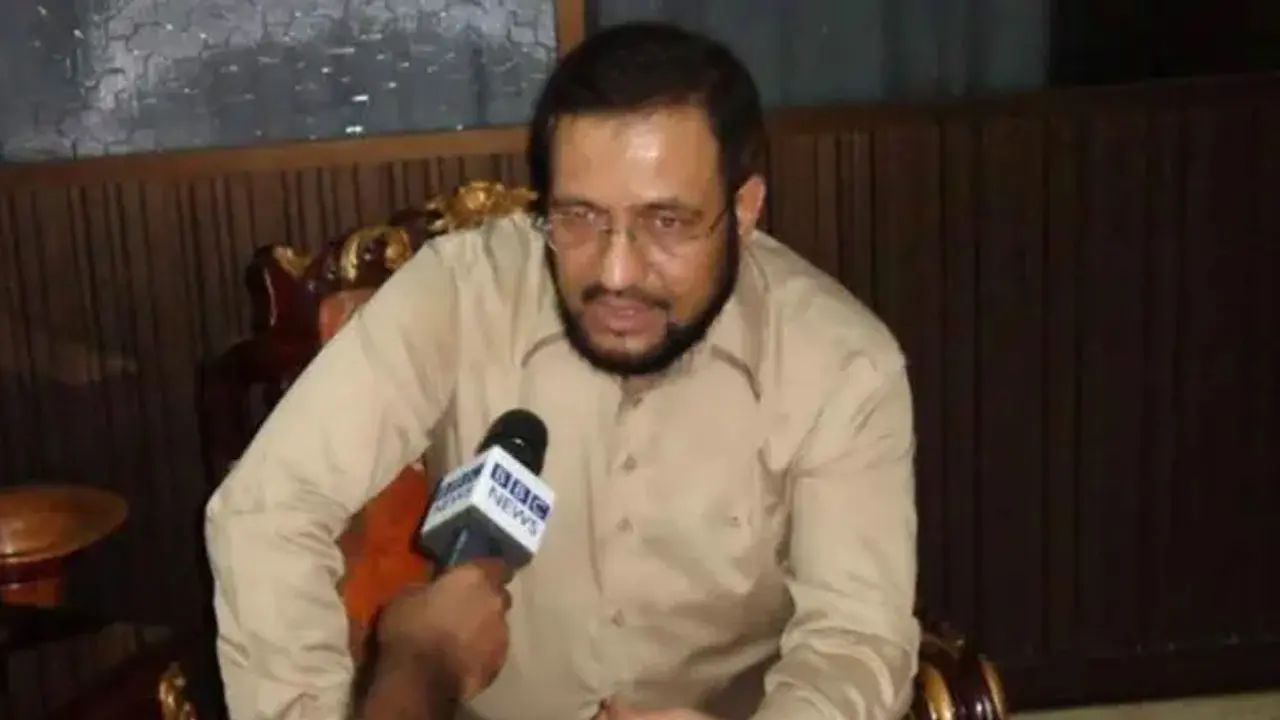 মায়ের কোলে ফিরলেন গোলাম আযমের ছেলে