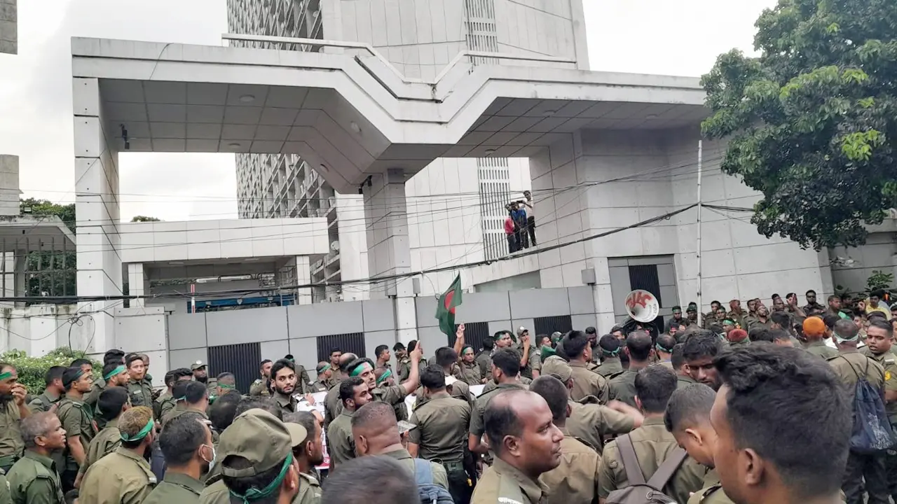 আনসারদের দাবি নিয়ে সুপারিশ প্রণয়নে কমিটি গঠন