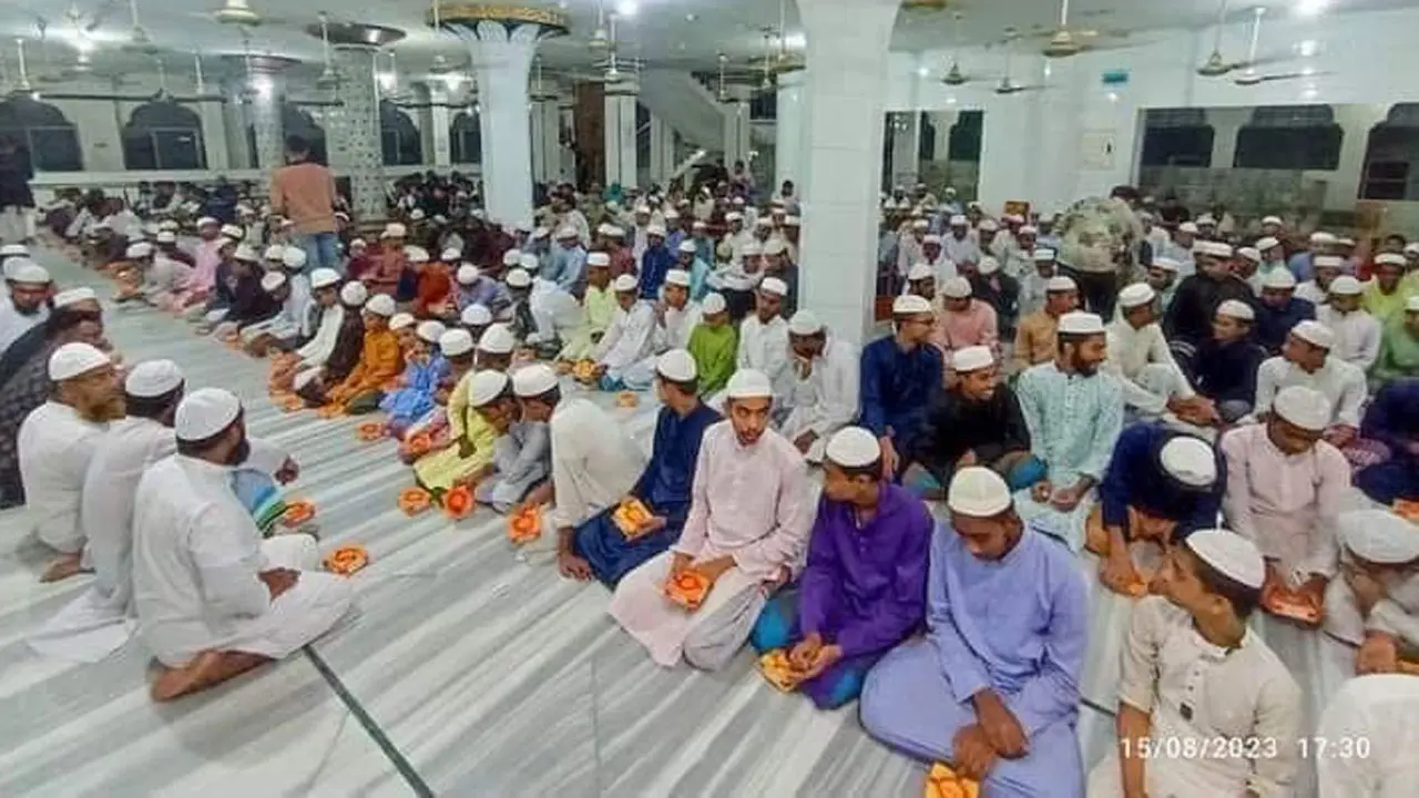 ২০২৩ সালের ছবি দিয়ে আওয়ামী লীগের পোস্ট