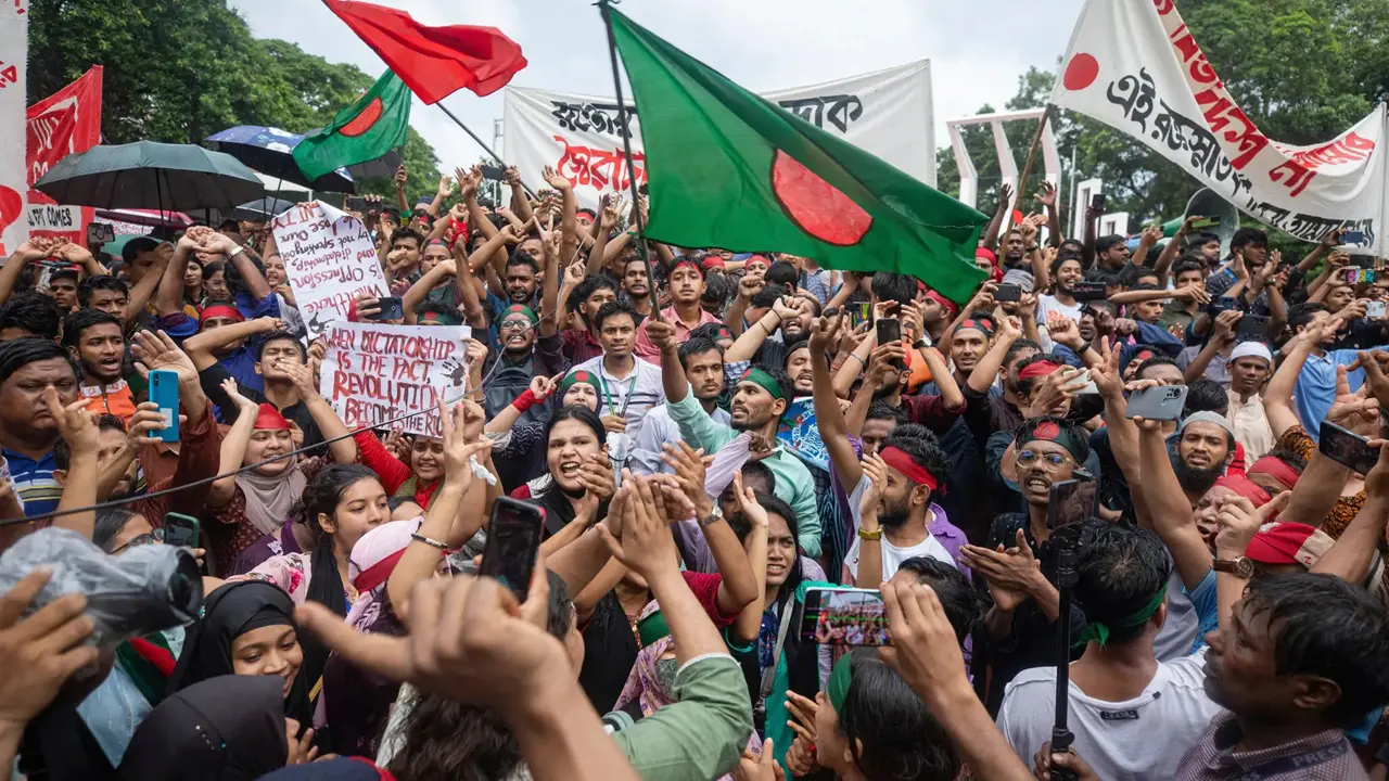বাংলাদেশে ভ্রমণ না করতে ভারতীয়দের কঠোর নির্দেশনা