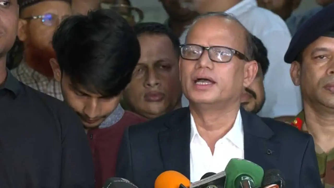 ৯০ দিনের মধ্যে স্বাস্থ্য খাতে দৃশ্যমান পরিবর্তন : আহমেদুল কবীর