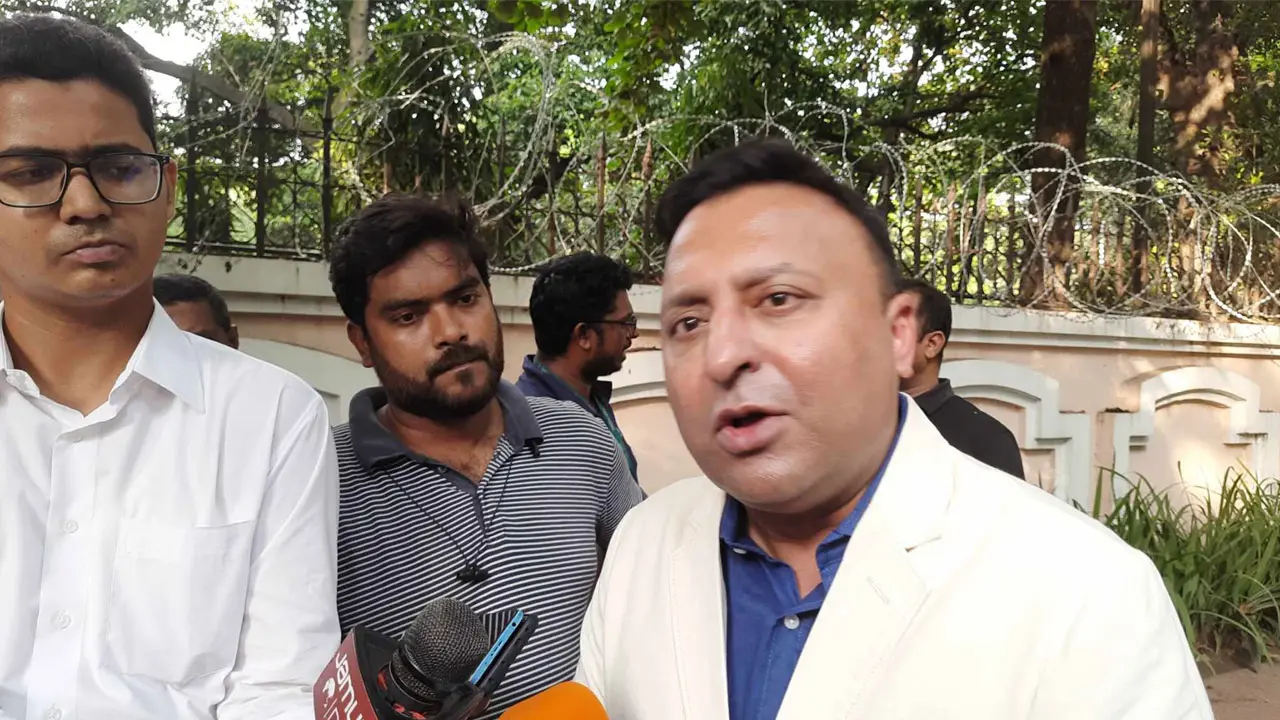 ড. ইউনূসের কারণে বিদেশি বায়ারদের আস্থা ফিরেছে : বিজিএমইএ
