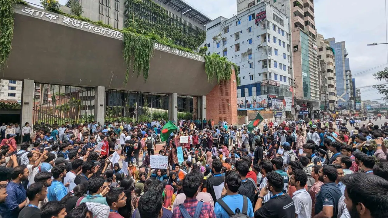 শিক্ষার্থীদের আন্দোলনে ব্র্যাকের ৬২৬ শিক্ষকের সংহতি