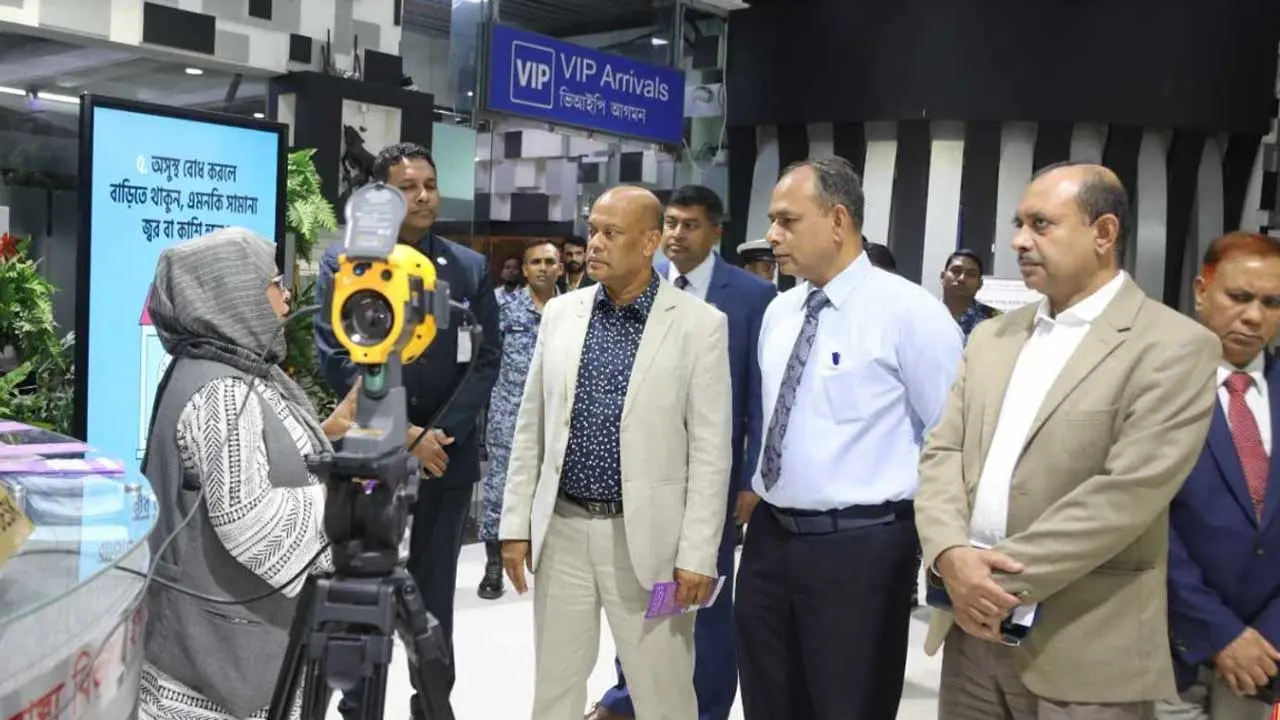 মাঙ্কিপক্স : বিমানবন্দর পরিদর্শন করলেন বেবিচক চেয়ারম্যান