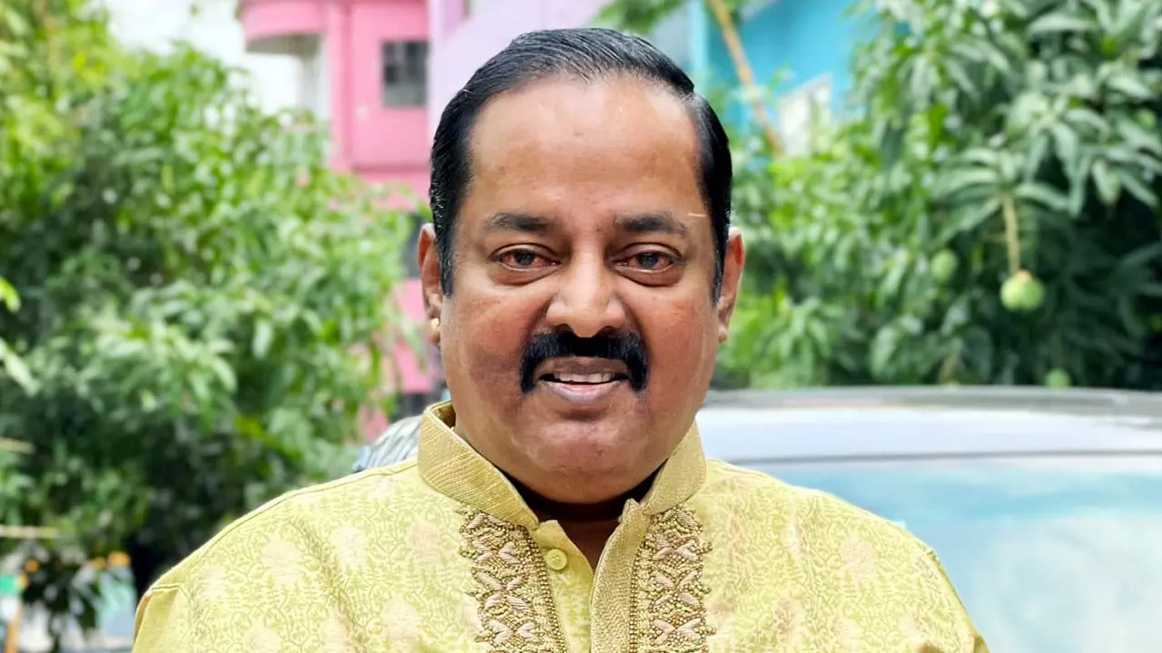 ডিপজলকে গ্রেপ্তারের দাবিতে বিক্ষোভ মিছিল