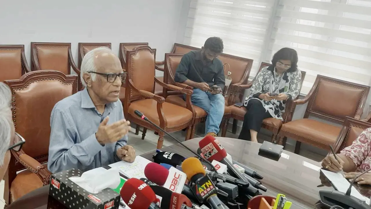 সদ্য বাতিল হওয়া এইচএসসি পরীক্ষা নিয়ে যা বললেন শিক্ষা উপদেষ্টা
