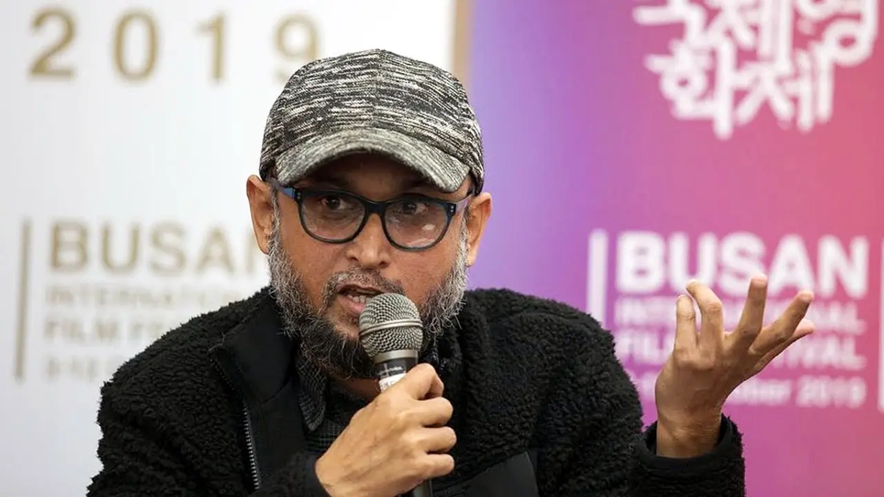 ‘হাত-পা বেঁধে আমাদেরকে খেলতে বলবেন নেটফ্লিক্সের সাথে, এটা হয় না’