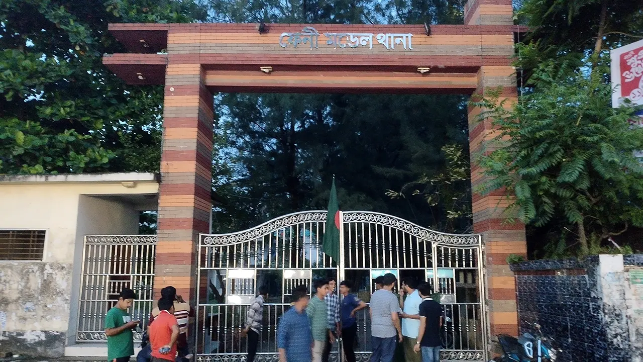 ফেনীতে আওয়ামী লীগ কর্মীকে কুপিয়ে হত্যা