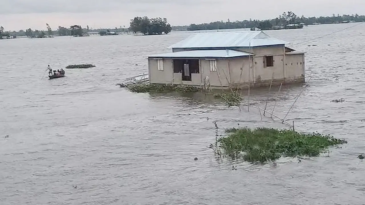 বন্যায় কোন জেলায় কত ক্ষতি? 