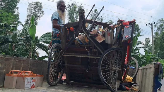 গাইবান্ধায় বাসচাপায় দুইজন নিহত