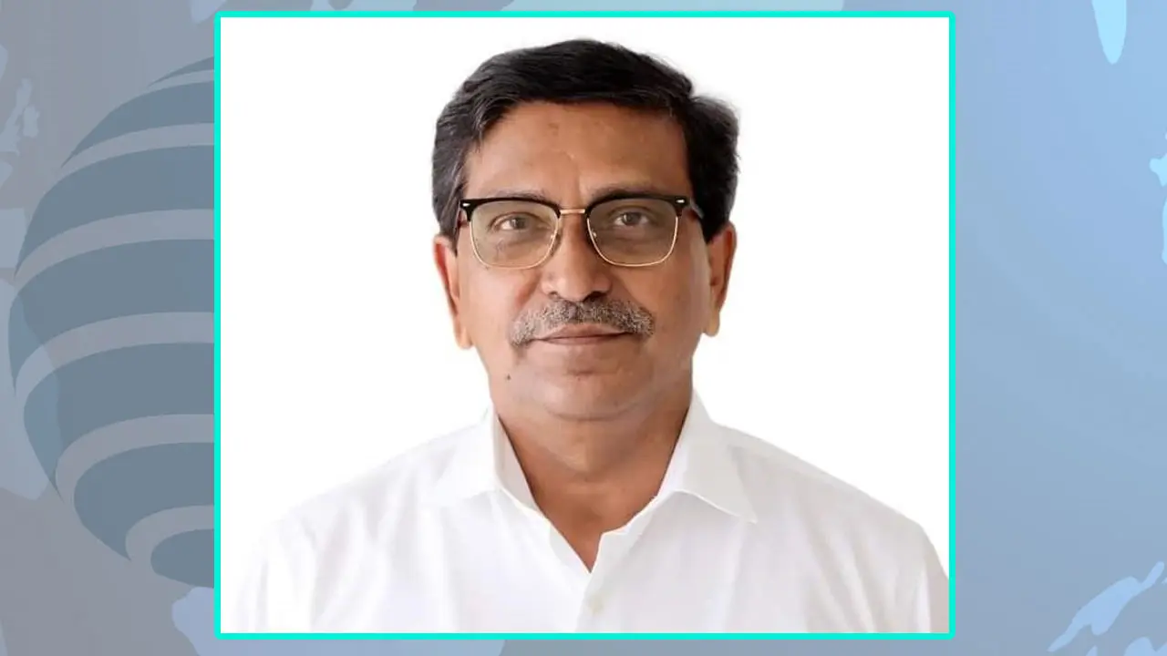 অজ্ঞাত স্থান থেকে নতুন সরকারকে অভিনন্দন আ.লীগ নেতা হানিফের