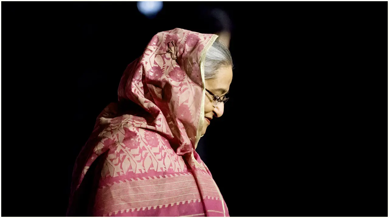 হাসিনার সময় শেষ, একদিন আগেই ভারতকে জানায় ওয়াশিংটন