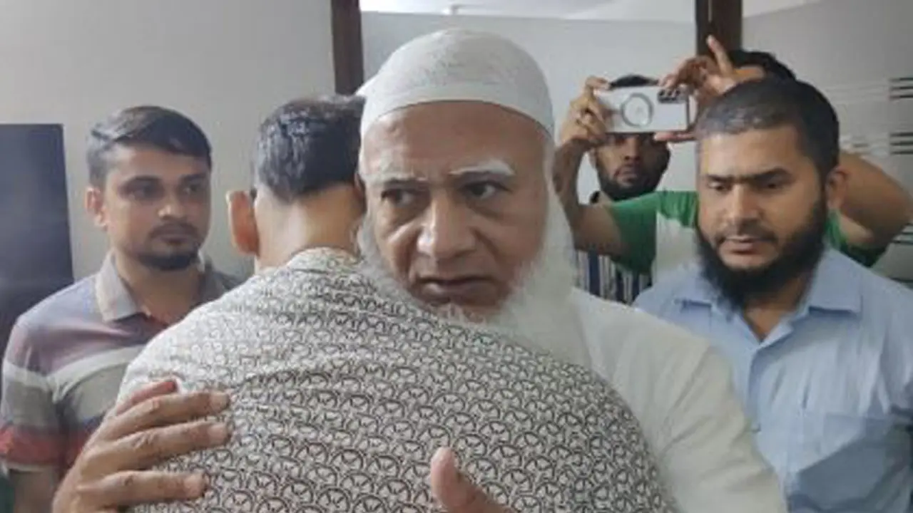 মীর কাসেমের ছেলে ব্যারিস্টার আরমানের সঙ্গে জামায়াত আমিরের সাক্ষাৎ