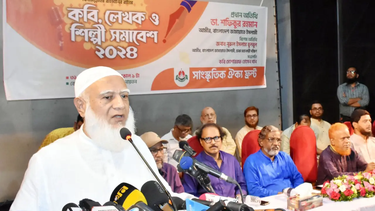ইচ্ছে করলেই অপশক্তি এ দেশের ইসলামী মূল্যবোধ উপড়ে ফেলতে পারবে না