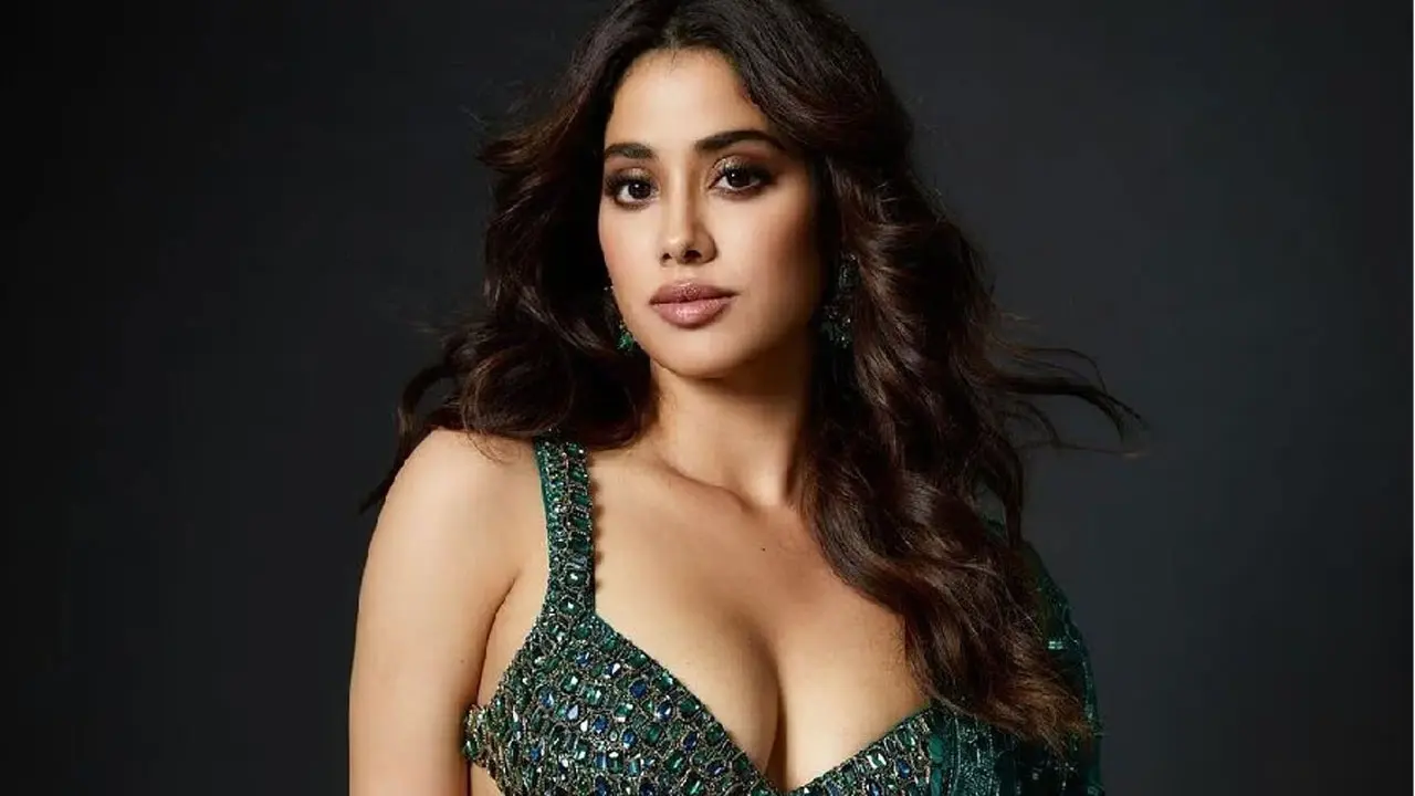 জাহ্নবীকে যে কাজটি না করতে কড়া নির্দেশ দিয়েছিলেন শ্রীদেবী