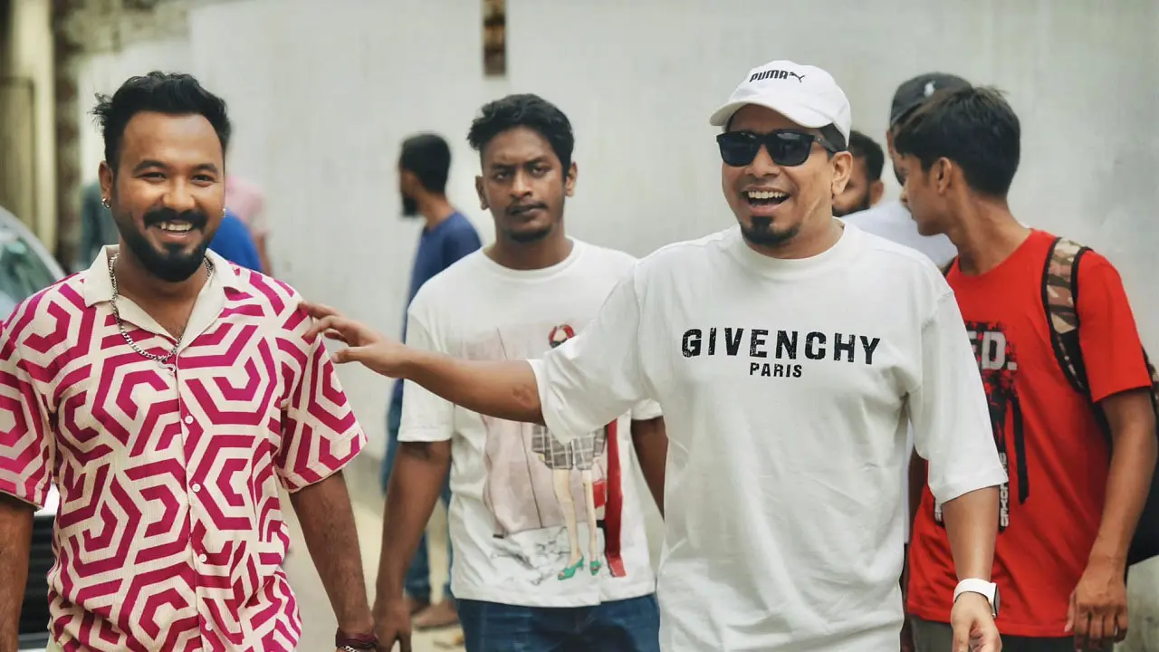 ‘পুলিশ লাগবে, ব্যাটারি গলির পোলাপানের শোডাউনে কাজ হবে না’
