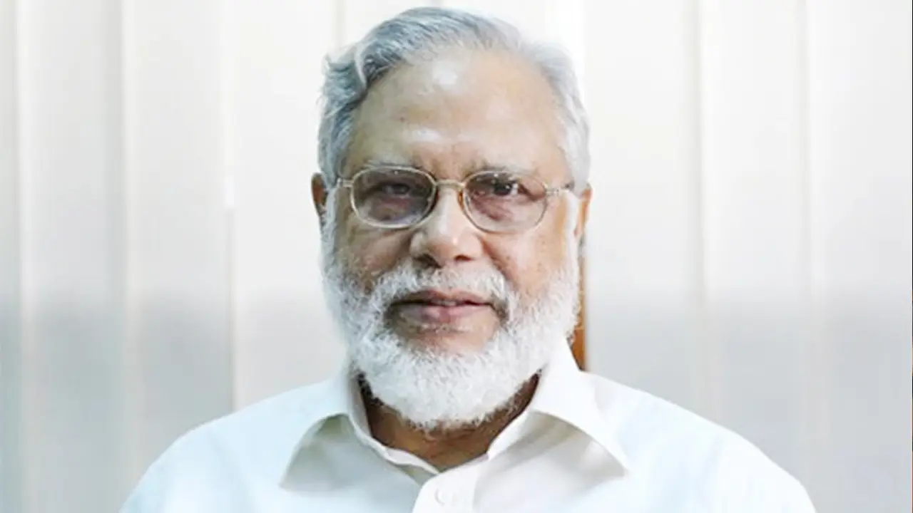 আইন কমিশন থেকে এ বি এম খায়রুল হকের পদত্যাগ
