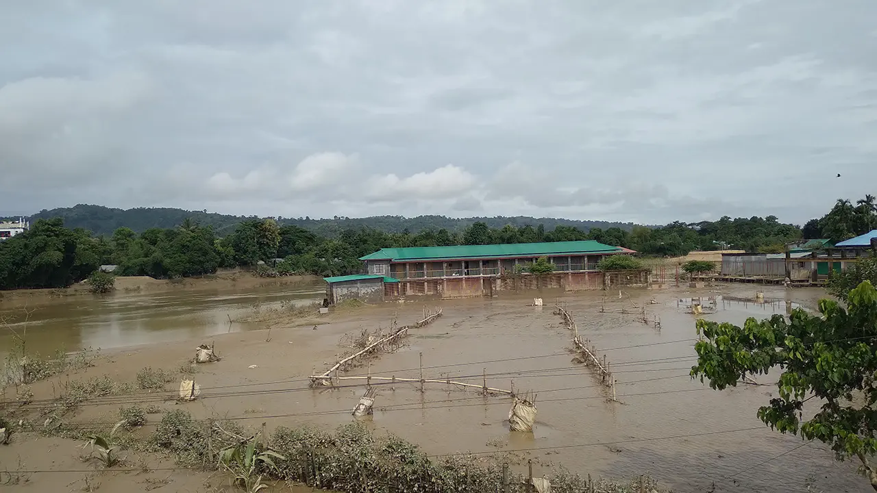 পানি কমলেও খাগড়াছড়ির দীঘিনালায় এখনও পানিবন্দি কয়েক হাজার পরিবার