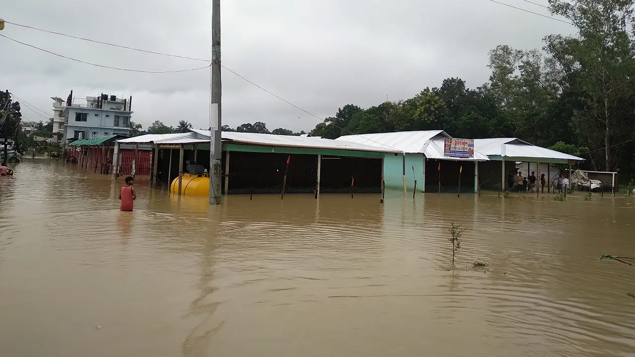 খাগড়াছড়িতে বন্যায় পানিবন্দি কয়েক হাজার মানুষ