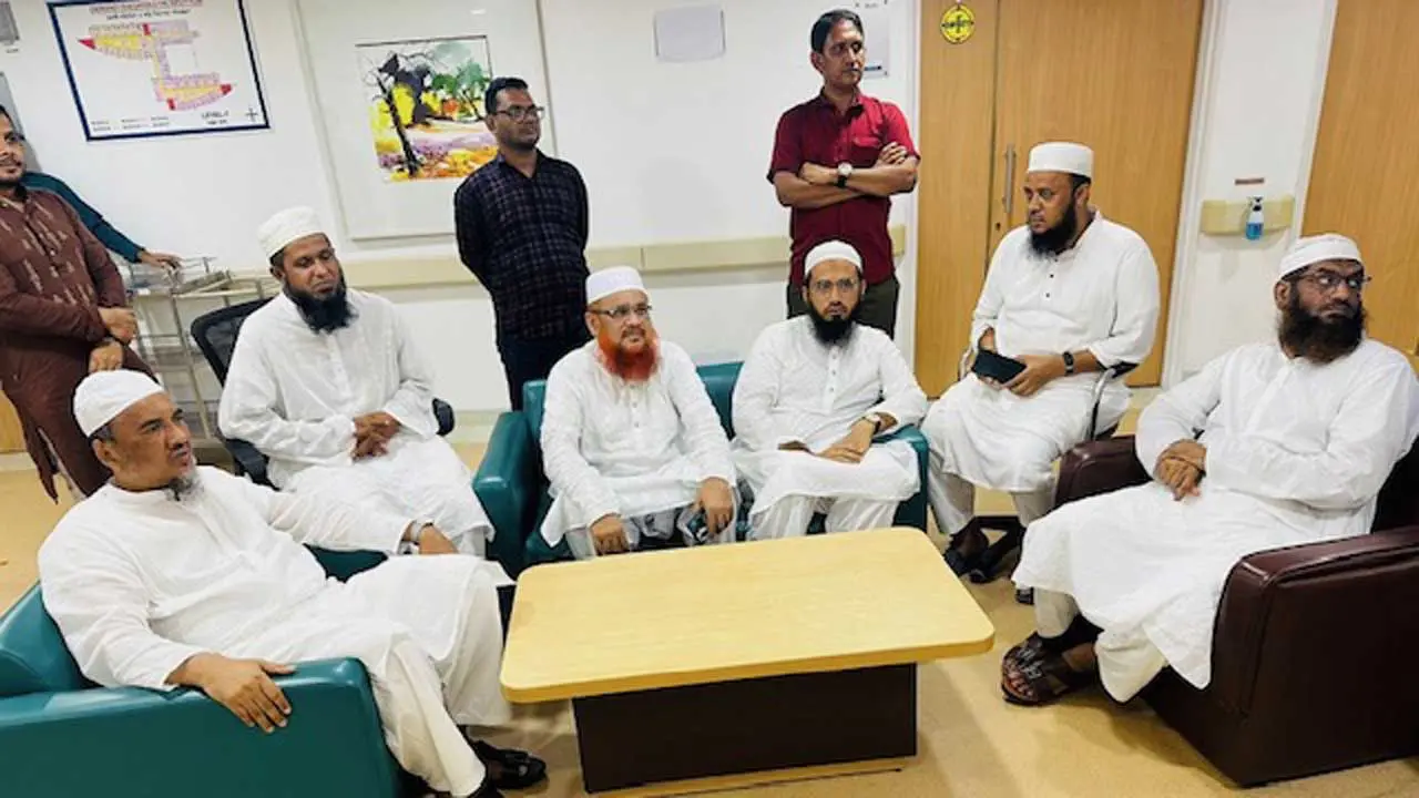 খালেদা জিয়ার সঙ্গে মামুনুল হকের সাক্ষাৎ