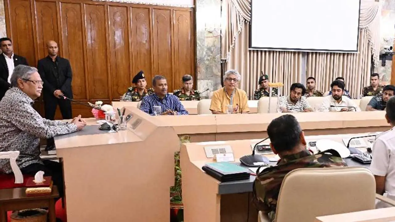 উপদেষ্টামণ্ডলীর অন্য সদস্য দলগুলোর সঙ্গে আলোচনা করে চূড়ান্ত