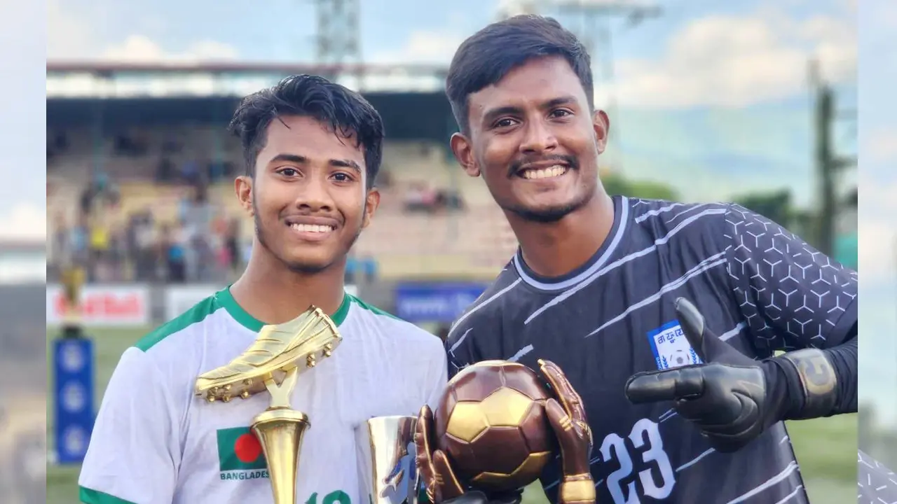 টুর্নামেন্ট সেরা হয়ে যা বললেন মিরাজ-আসিফরা