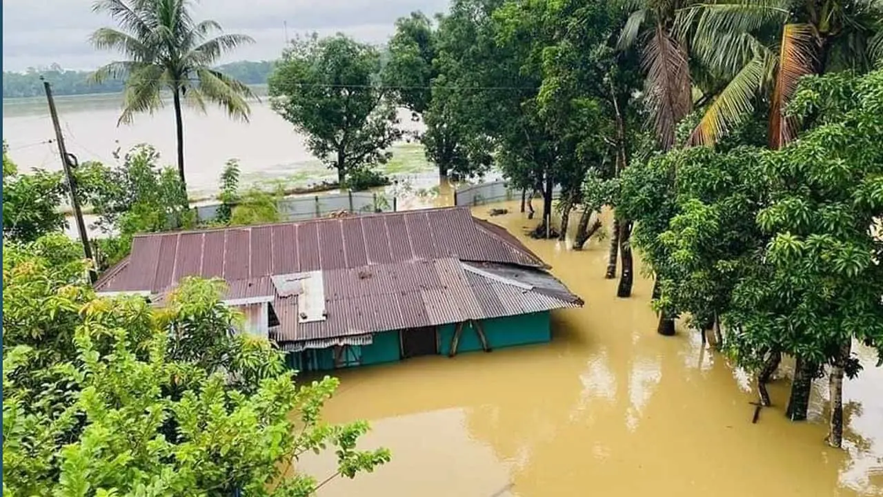 বন্যায় ৪৯ লাখের বেশি মানুষ ক্ষতিগ্রস্ত, মারা গেছেন ১৮ জন