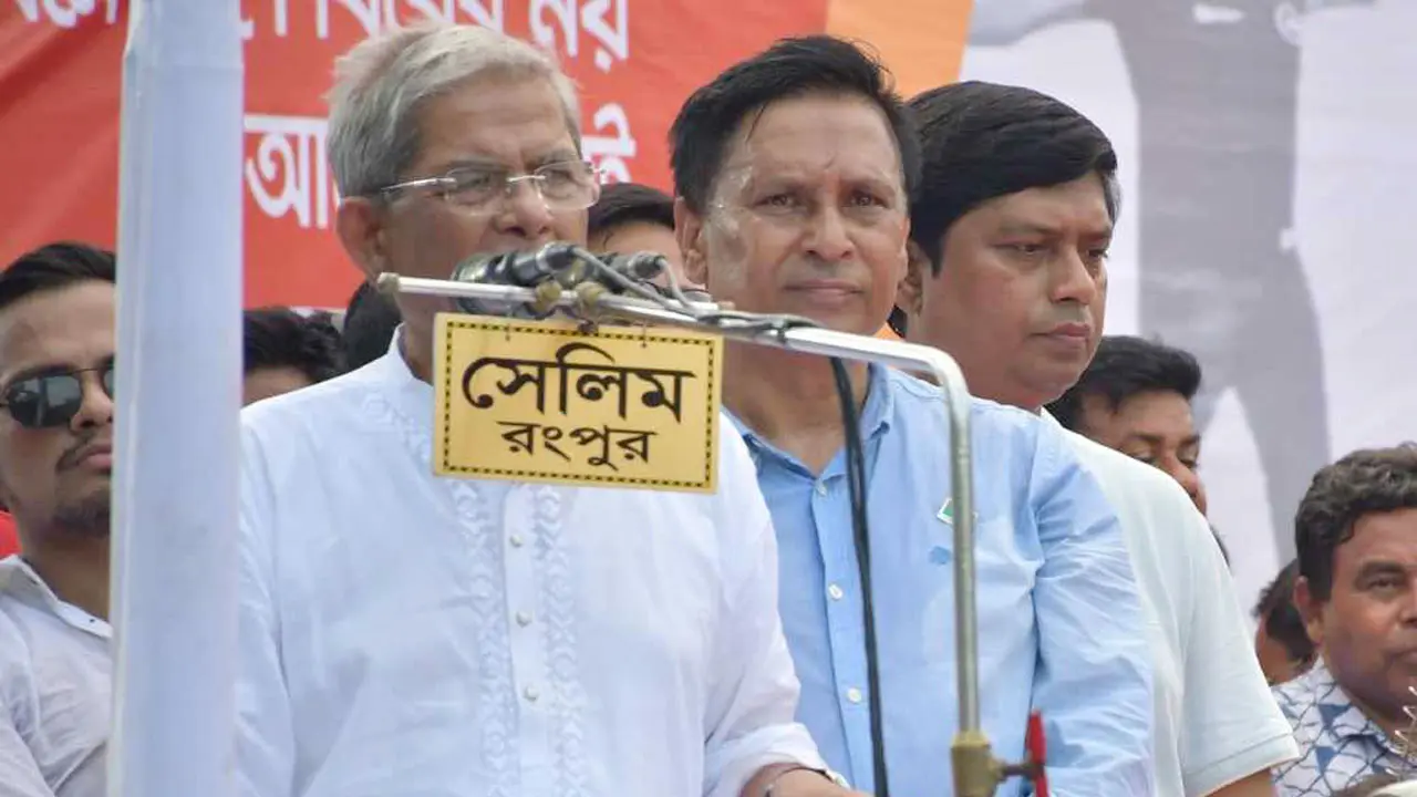 হাসিনা পালিয়ে গেলেও বসে নেই, ভারতে বসে ষড়যন্ত্র করছে : ফখরুল