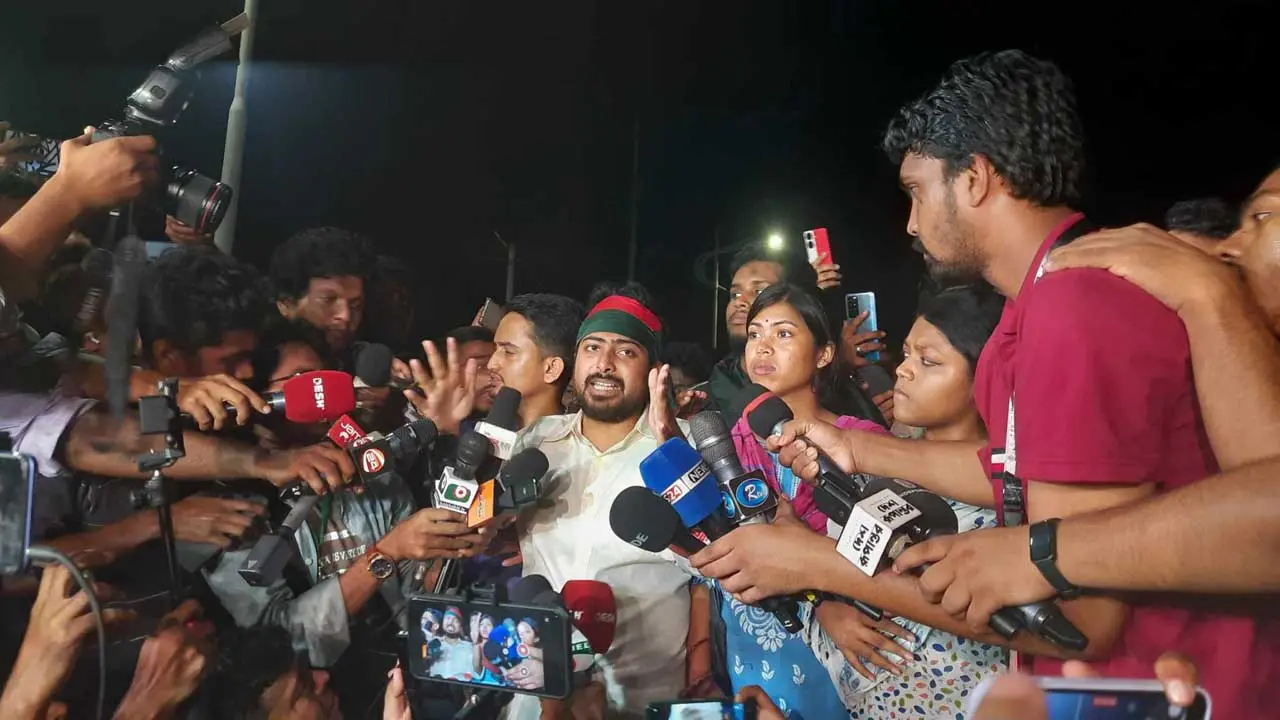 অন্তর্বর্তীকালীন সরকারে কারা থাকছেন, যা বললেন সমন্বয়ক নাহিদ