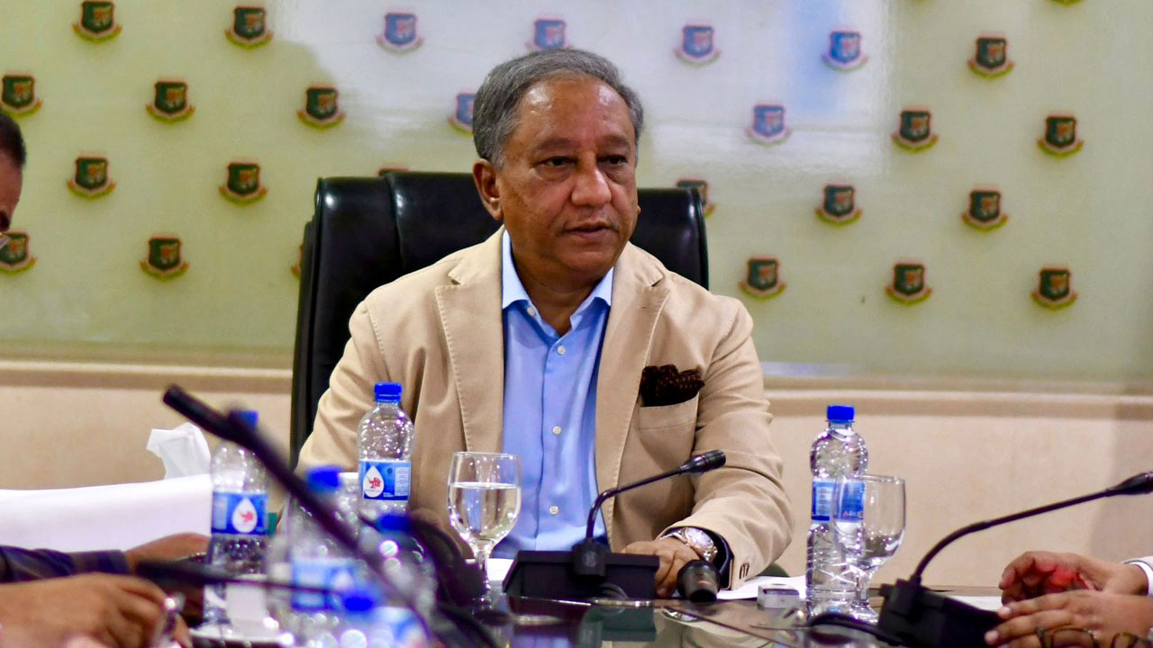 কোথায় আছেন বিসিবি সভাপতি পাপন, কী আছে ক্রিকেটের ভাগ্যে? 