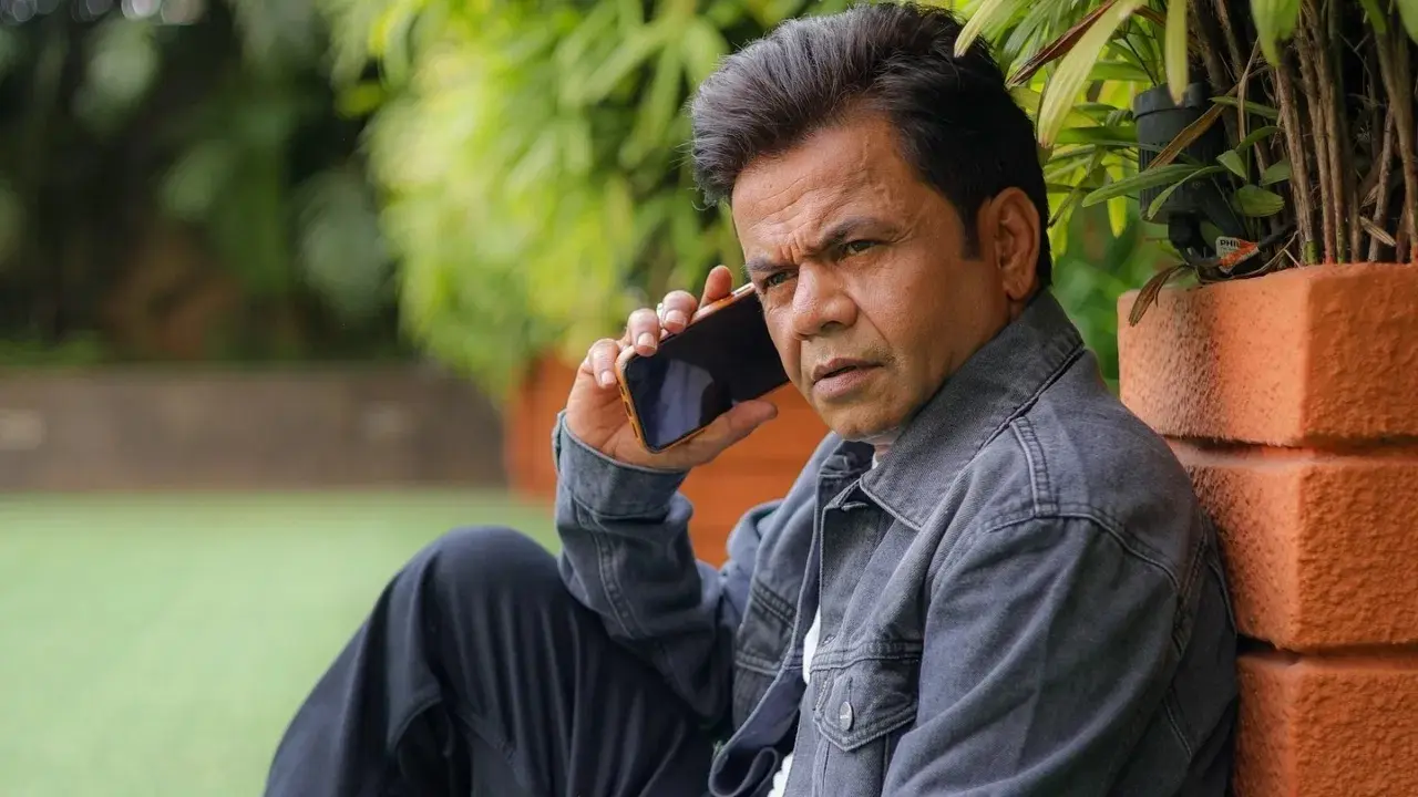 রাজপাল যাদবের বাড়িতে তালা ঝুলিয়ে দিল ব্যাংক