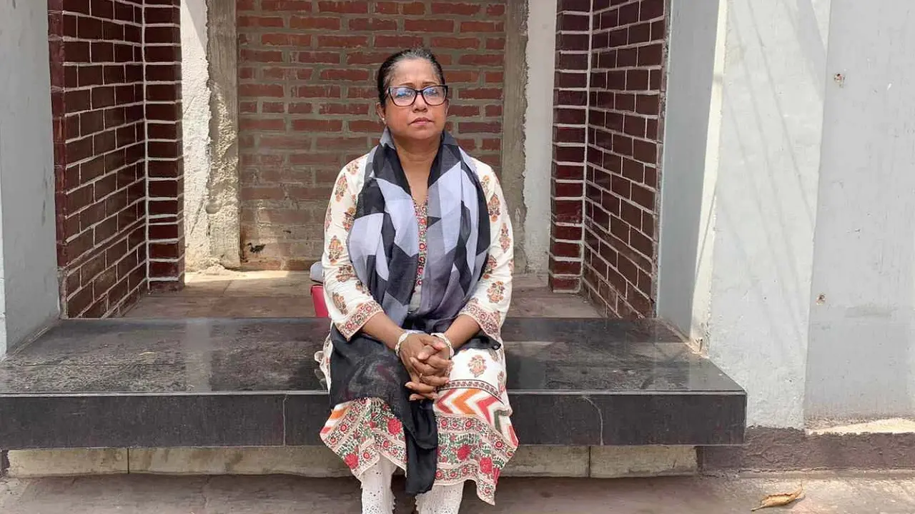 ধানমন্ডি ৩২ নম্বরে রোকেয়া প্রাচীর ওপর হামলা