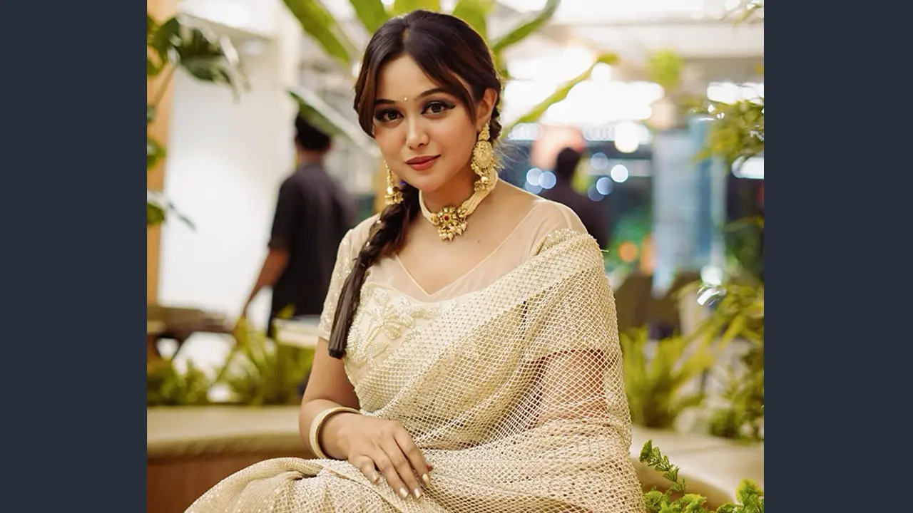 যোগ্য ছাত্র-জনতা রাষ্ট্রীয় দায়িত্ব নিতে প্রস্তুত হোন