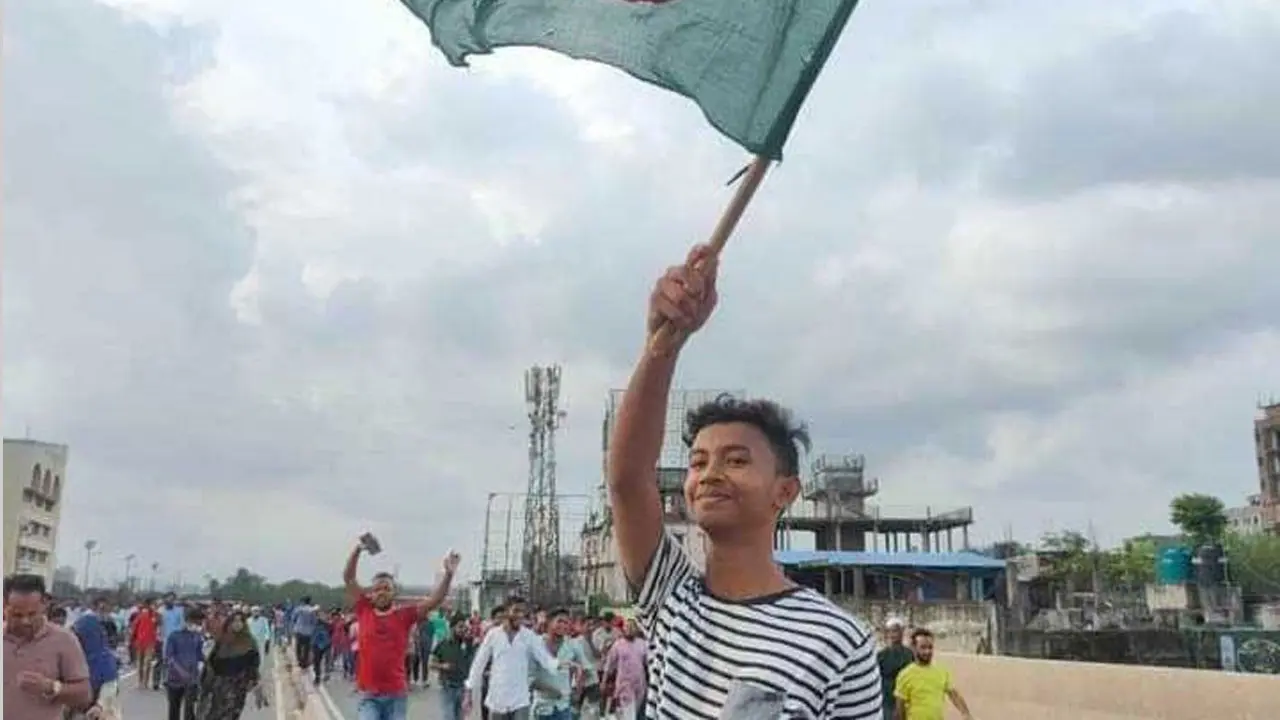 পতাকা হাতে বিজয়োল্লাসে গিয়েছিল সামিউ, আর ফেরেনি