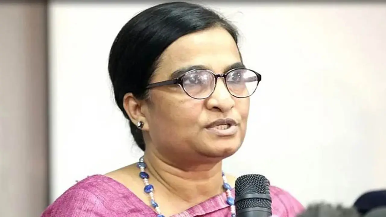 সেব্রিনা ফ্লোরাকে নিপসমে অবাঞ্ছিত ঘোষণা