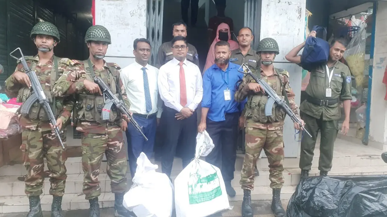 রেমিট্যান্সের সাড়ে ১২ কোটি টাকা নিরাপদে পৌঁছে দিল সেনাবাহিনী
