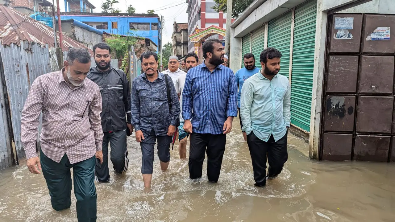 পানি নিয়ন্ত্রণ করে ভারত প্রতিবেশী দেশের স্বার্থ ক্ষুণ্ন করছে