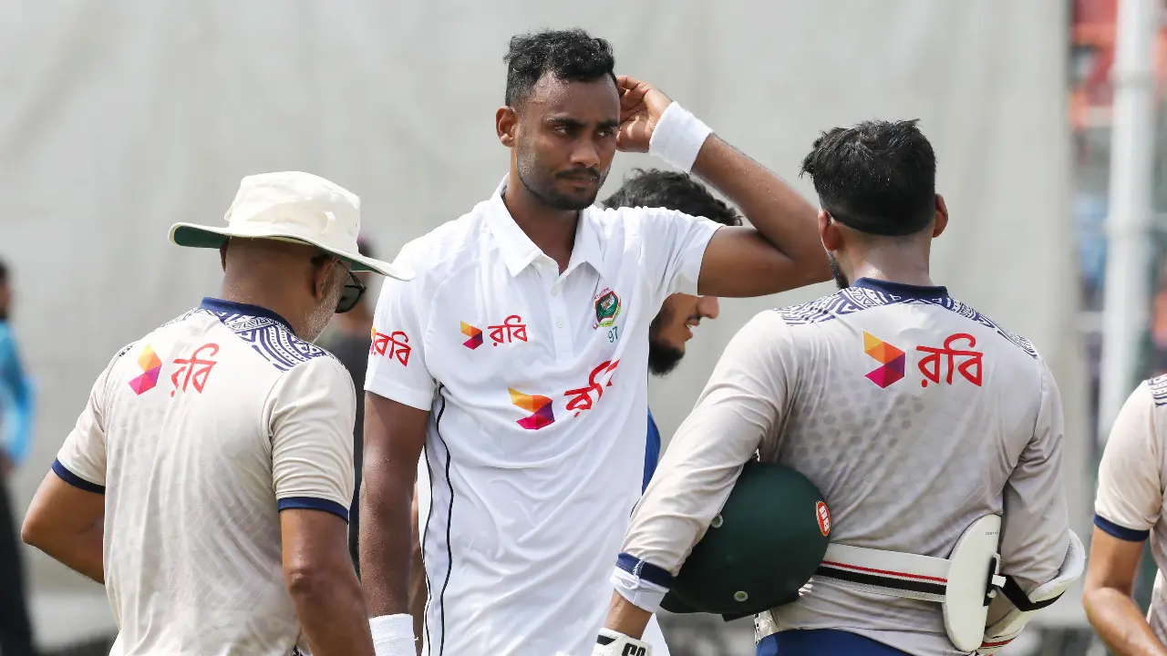 প্রথম টেস্টে পেসারদের সুযোগ দেখছেন শরিফুল