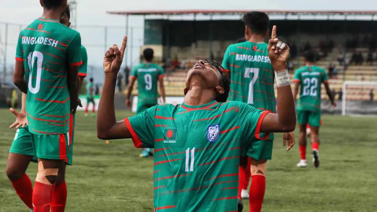 ভারতের বিপক্ষে প্রথমার্ধে লিড নিলো বাংলাদেশ