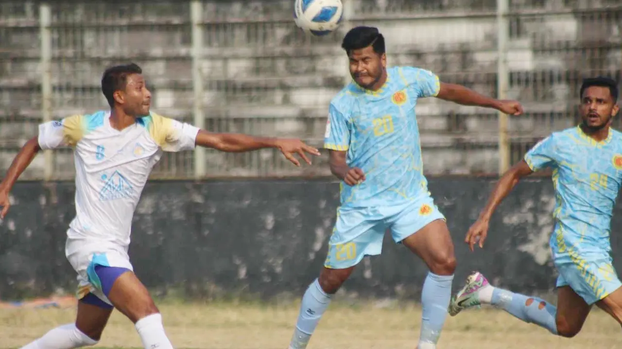 দুই আবাহনীর লড়াইয়ে জয় ঢাকার