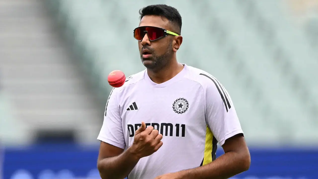 আন্তর্জাতিক ক্রিকেট থেকে অবসরে অশ্বিন 
