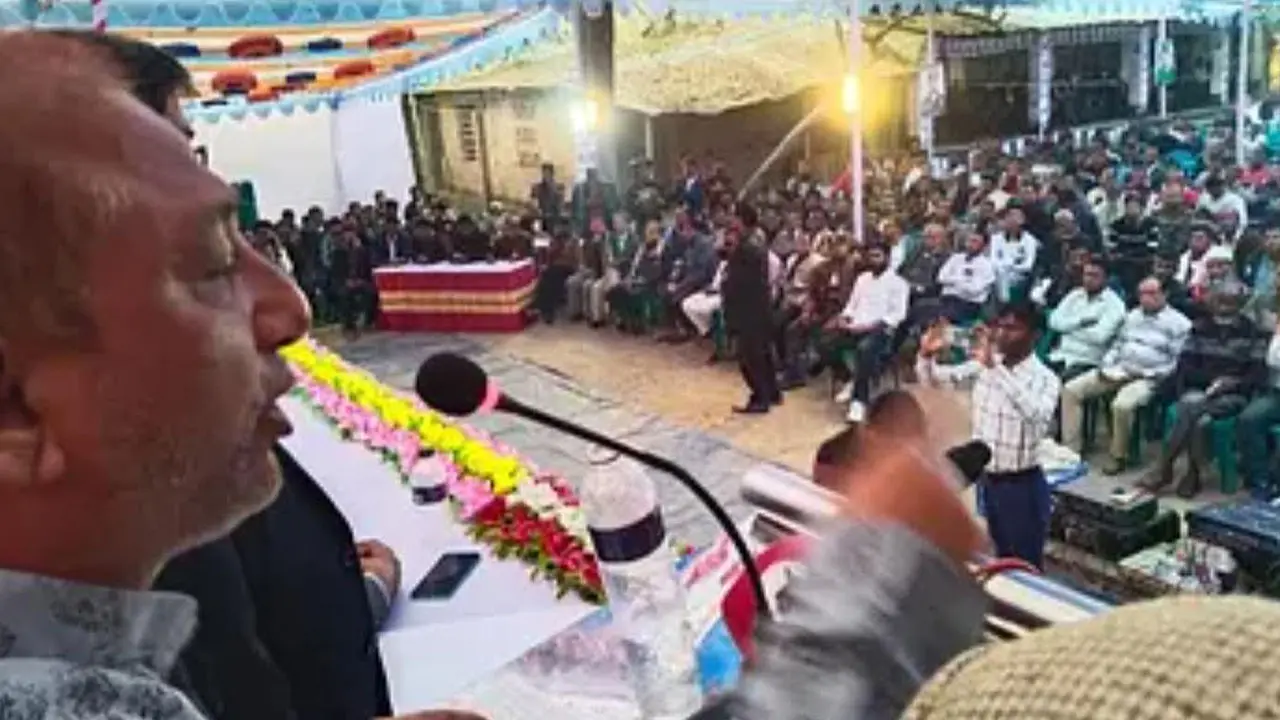বাগমারায় পুলিশকে ১৫ দিনের আলটিমেটাম বিএনপি নেতার