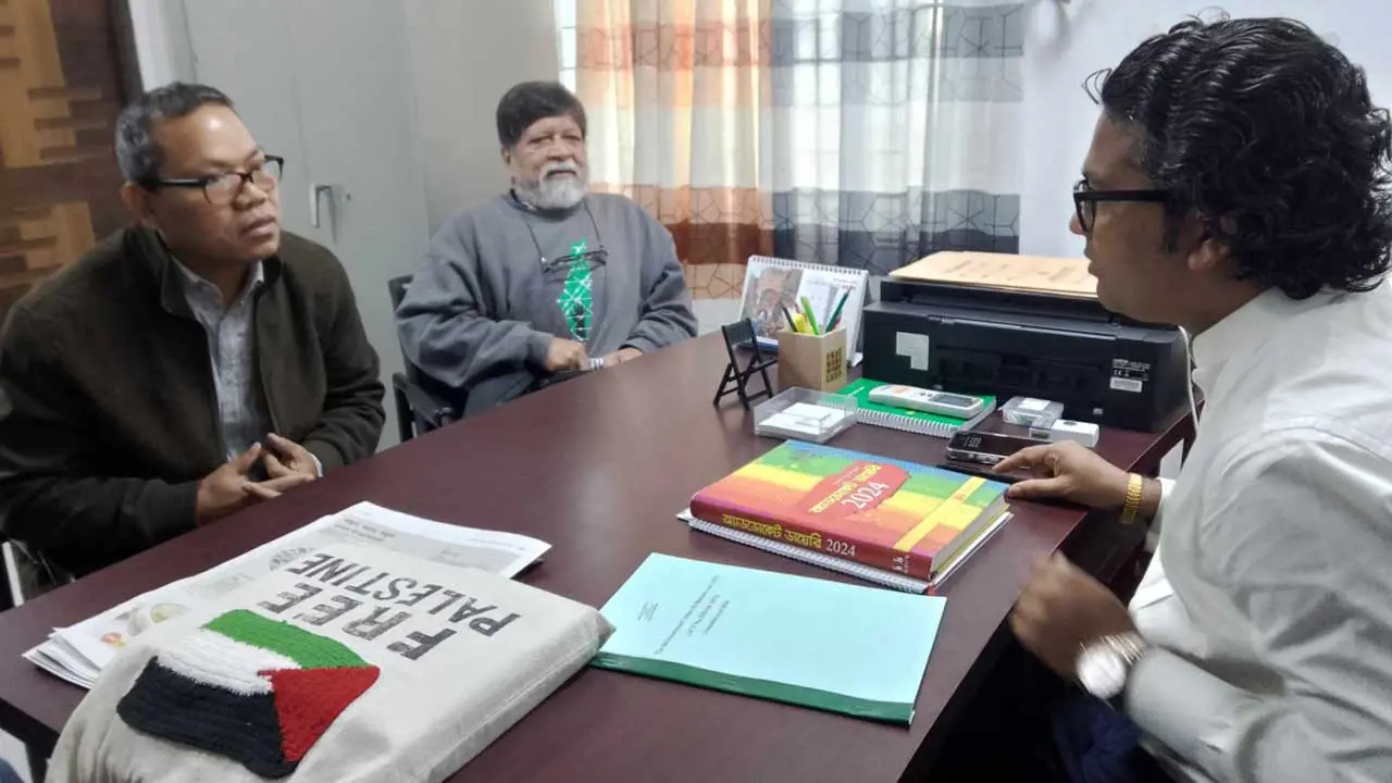 গুমের ঘটনায় অভিযোগ দিতে ট্রাইব্যুনালে মাইকেল চাকমা