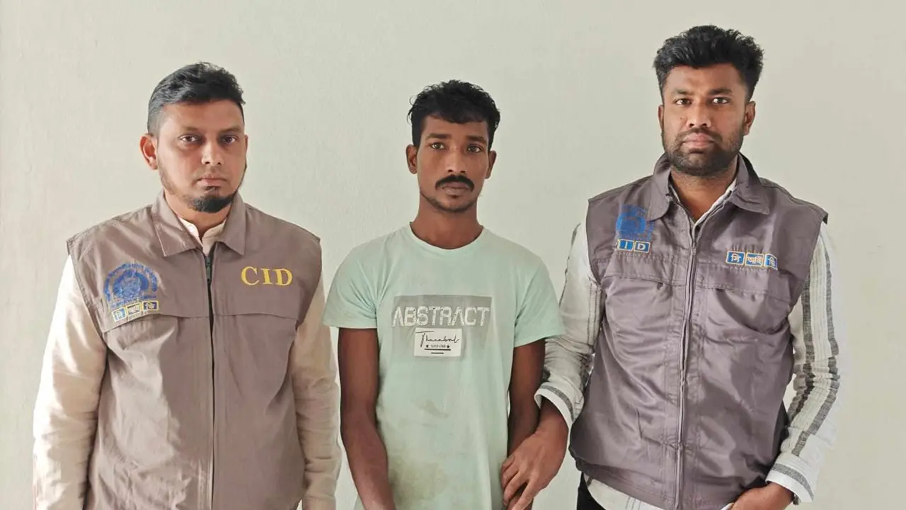 মসজিদে নববীর ইমাম পরিচয় দিয়ে প্রতারণা করতেন সবুজ